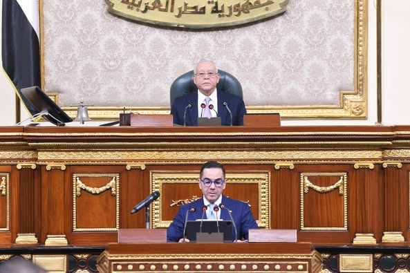 الخطيب يستعرض أمام الجلسة العامة لمجلس النواب أبرز ملامح رؤية واستراتيجية وزارة الاستثمار