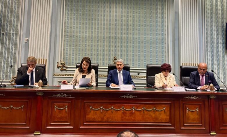 وزير السياحة يشارك في اجتماع مجلس النواب لمناقشة بيان الوزارة