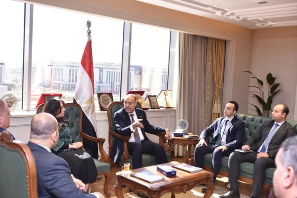 وزير العمل يبحث مع وفد «إبدأ لتنمية المشروعات» التعاون في تطوير منظومة التدريب المهني