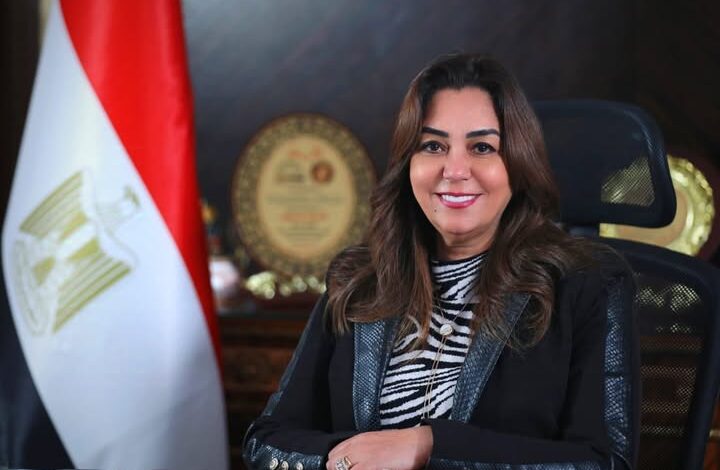 منال عوض إزالة عدد من الأدوار المخالفة في عقارين بحي ثان المحلة الكبرى