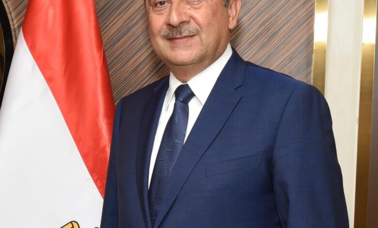 شيمي يتوجه إلى أنجولا للمشاركة ممثلًا لمصر في قمة الأعمال الأمريكية الأفريقية ال17