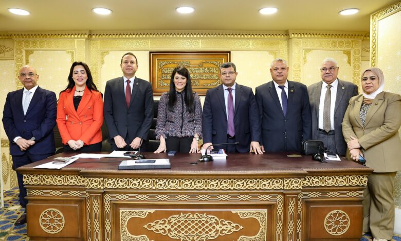 المشاط تستعرض مع اللجنة الاقتصادية بمجلس النواب منفذات خطة التنمية للعام المالي 2024-2023