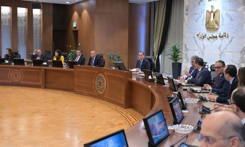 رئيس الوزراء يتابع الإجراءات والخطوات الخاصة بإعادة صياغة برنامج متكامل للمساندة التصديرية.. ويوجه بعرضه على المصدرين