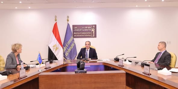 طلعت يبحث مع رئيسة بعثة الاتحاد الأوروبى لدى مصر تعزيز التعاون المشترك فى مجالات التحول الرقمى وبناء القدرات الرقمية والتعهيد