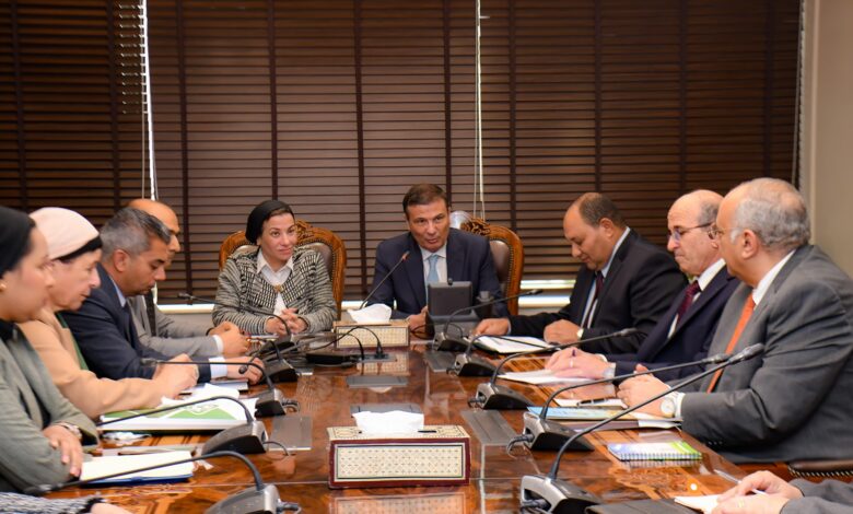 وزيرا البيئة والزراعة يبحثان الاستفادة من المخلفات الزراعية والحيوانية في تصنيع الأعلاف والاسمدة العضوية