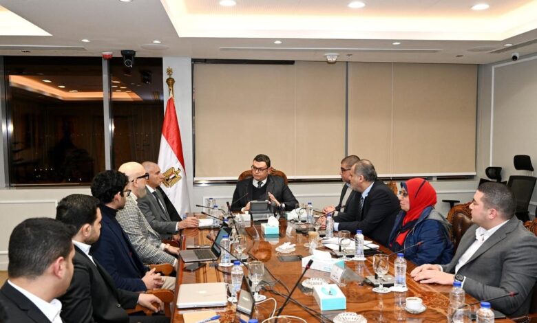 وزير الإسكان يلتقي مسئولي منصة مصر العقارية لاستعراض فرص التعاون