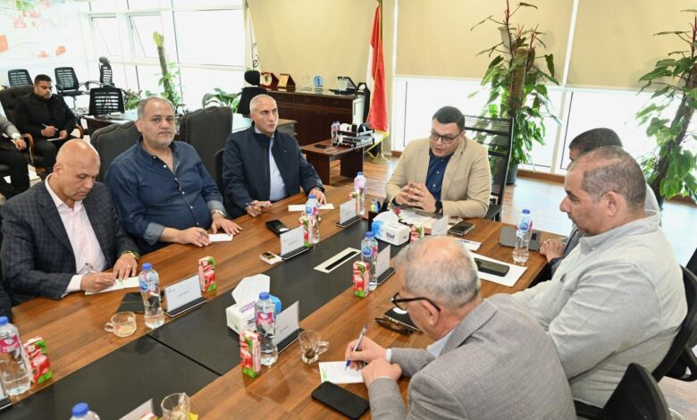 الشربيني يتابع موقف تنفيذ المشروعات التنموية بالعلمين الجديدة والساحل الشمالى الغربي