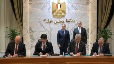 توقيع حزمة من العقود الخاصة بمقاول الائتلاف المصري الصيني المشترك لتنفيذ التصميمات الأساسية للمرحلة الأولى من مشروع مجمع البحر الأحمر للبتروكيماويات بالعين السخنة