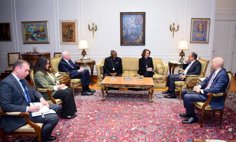 عبد العاطي يستقبل وفدًا من منظمة "كنائس من أجل السلام في الشرق الأوسط" الأمريكية