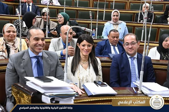 المستشار فوزي يحضر جلسة مجلس النواب مناقشة واقرار الحساب الختامي