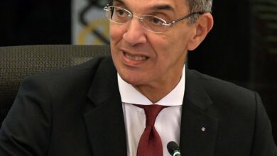 وزير الإتصالات يستعرض جوانب مبادرة "الرواد الرقميون Digilians"