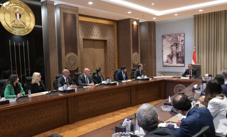 رئيس الوزراء يلتقي الرئيس التنفيذي لمتاجر "أمازون" العالمية والوفد المرافق لبحث فرص التوسع في السوق المصرية