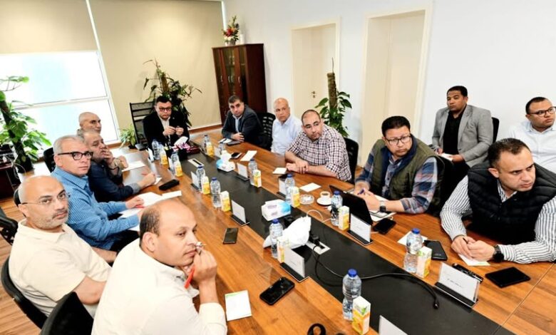 وزير الإسكان يختتم جولته بمتابعة موقف تنفيذ المشروعات التنموية بالعلمين الجديدة والساحل الشمالى الغربي