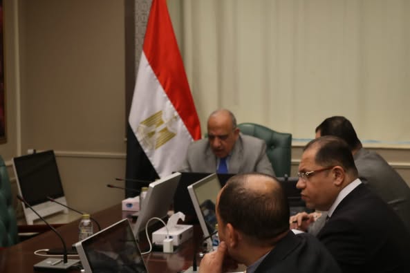 وزير الكهرباء يبحث مع مسئولي المفوضية الأوروبية سبل دعم التعاون والشراكة في مجالات الكهرباء والطاقة المتجددة