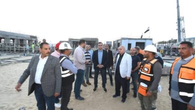وزير الإسكان يتفقد سير العمل بمشروعات التطوير بمارينا وكومبوند مزارين والمدينة التراثية بالعلمين الجديدة