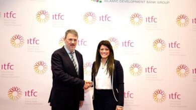 «المشاط» تلتقي الرئيس التنفيذي للمؤسسة الدولية الإسلامية لتمويل التجارة لبحث سبل تعزيز الشراكة الاستراتيجية بين الجانبين