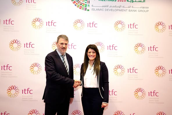 «المشاط» تلتقي الرئيس التنفيذي للمؤسسة الدولية الإسلامية لتمويل التجارة لبحث سبل تعزيز الشراكة الاستراتيجية بين الجانبين