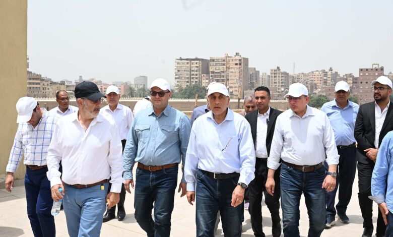 رئيس الوزراء يتابع الموقف التنفيذي لمشروع حديقة تلال الفسطاط