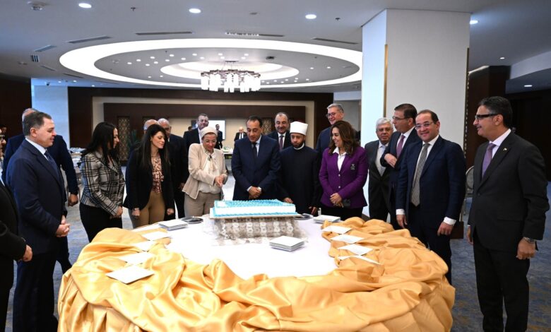 مجلس الوزراء يحتفل باختيار الدكتورة ياسمين فؤاد الأمين التنفيذي لاتفاقية الأمم المتحدة لمكافحة التصحر