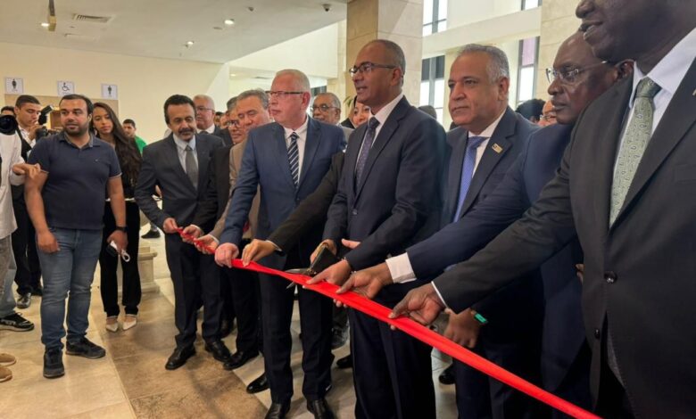 نائب وزير الإسكان يفتتح معرض المياه والصرف الصحي والبنية التحتية WATREX EXPO في نسخته التاسعة