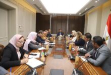 وزير الزراعة يستعرض مع البعثة الإشرافية ل "إيفاد" نتائج زيارتها لأنشطة مشروع التكيف في البيئات الصحراوية