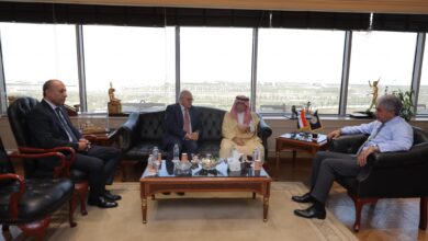 وزير السياحة والآثار يبحث مع رئيس المنظمة العربية للسياحة ترتيبات مؤتمر "دور المصارف في تنمية السياحة العربية" بالقاهرة