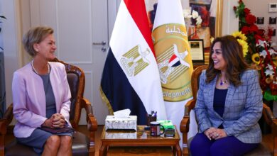 وزيرة التنمية المحلية تبحث مع سفيرة الاتحاد الأوروبي بالقاهرة مجالات التعاون المشترك