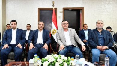 الشربيني يعقد اجتماعاً بمقر جهاز مدينة السويس الجديدة لمتابعة المشروعات التنموية بالمدينة