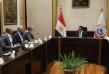 عبد الغفار يبحث التوسع بملف تدريب الأطباء وإرسال وفود لألمانيا لصقل مهاراتهم