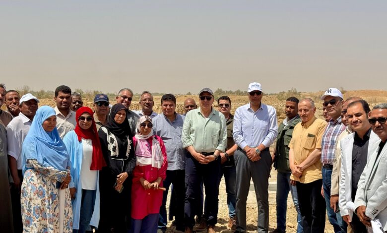 وزير الري يتفقد مشروعات الموارد المائية والري بمحافظة أسوان