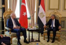 وزير السياحة والآثار يلتقي وزير الثقافة والسياحة بجمهورية تركيا لبحث سبل تعزيز التعاون المشترك بين البلدين في مجال السياحة والآثار