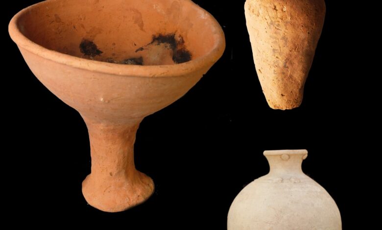 الكشف عن ثلاثة مقابر جديدة بجبانة قبة الهوا بأسوان من الدولة القديمة