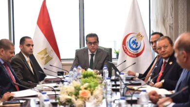 "عبد الغفار" يعقد اجتماعاً لمتابعة الموقف التنفيذي لمكينة منظومة التأمين الصحي الشامل