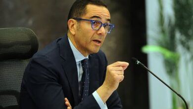 الخطيب يعرض تفاصيل إطلاق البث التجريبي للمنصة الإلكترونية الموحدة لتراخيص الاستثمار