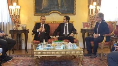 وزير الاتصالات يبحث مع مسئولى كبرى الشركات التكنولوجية العالمية فرص التوسع في استثماراتها فى مصر والتعاون في مجال بناء القدرات الرقمية