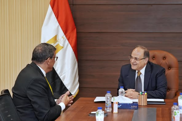 هيئة الدواء المصرية والوكالة المغربية للتأمين الصحي تبحثان آفاق التعاون