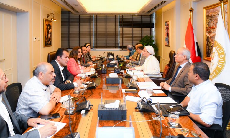 وزيرتا البيئة والتنمية المحلية تتابعان تطورات آخر مراحل إنشاء المدينة المتكاملة