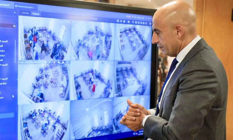 وزير التربية والتعليم يتابع امتحانات الثانوية العامة من خلال غرفة العمليات المركزية بالوزارة