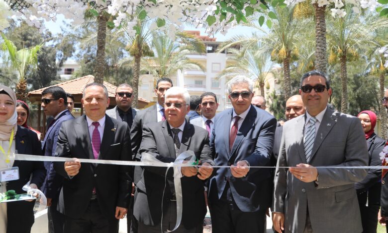 وزير التعليم العالي ومحافظ دمياط ورئيس جامعة دمياط يفتتحون ويتفقدون عددًا من المشروعات التعليمية والصحية بجامعة دمياط