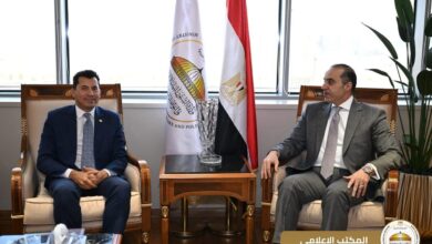 وزير الشئون النيابية الدولة بقيادة الرئيس تولي اهتمامًا بالغًا بملف تمكين الشباب وتنمية مهاراتهم