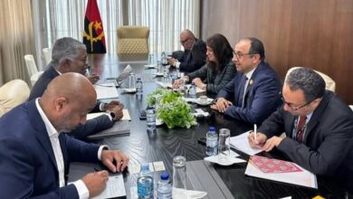 شيمي يلتقي بوزيري النقل والبترول الأنجوليين على هامش قمة لواندا
