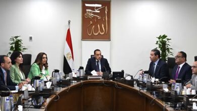 رئيس الوزراء يتابع موقف تنفيذ المشروعات والفرص الاستثمارية بمحافظة دمياط
