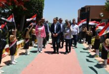 رئيس الوزراء يتفقد مدرسة رزق درويش الابتدائية بزاوية صقر
