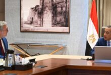 رئيس الوزراء يلتقى وزير البترول والثروة المعدنية لمتابعة عدد من ملفات العمل