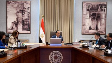 مدبولي يُتابع الموقف التنفيذي لعددٍ من المشروعات بمحافظة البحر الأحمر