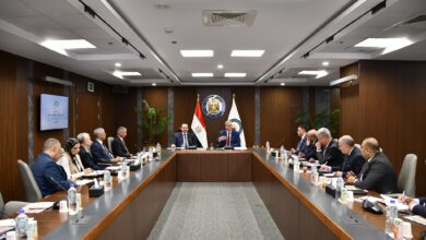 وزير البترول يعقد اجتماعًا مع مساهمي شركة أبوطرطور لحامض الفوسفوريك لمتابعة الموقف التنفيذي