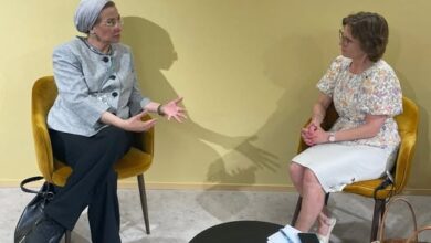 وزيرة البيئة تبحث مع مفوض الاتحاد الأوروبي للبيئة مستجدات مفاوضات معاهدة الحد من التلوث البلاستيكي