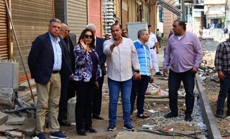وزيرة التنمية المحلية تتفقد أعمال تنفيذ المرحلة الأولى من تطوير سوق العتبة بحي الموسكي بالقاهرة