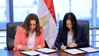 وزيرتا التضامن الاجتماعي والتنمية المحلية توقعان بروتوكول تعاون بشأن مشروع أيادي مصر