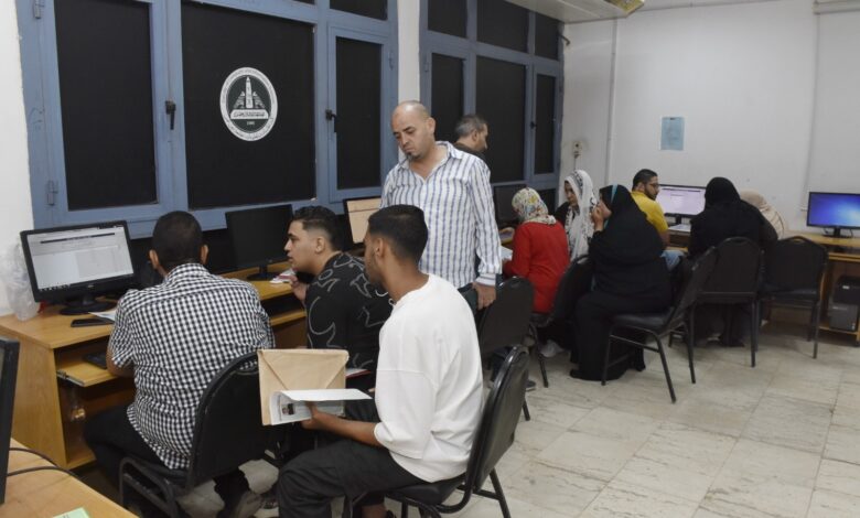 التعليم العالي معامل الحاسبات بالجامعات الحكومية تنتظم في تقديم الدعم الفني لطلاب الثانوية العامة